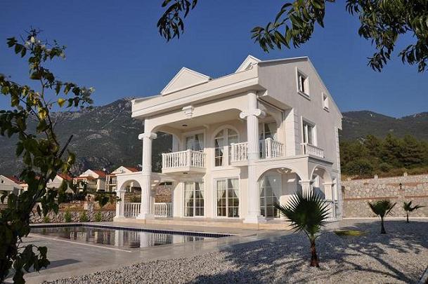 Villa in Ovacik for Sale 