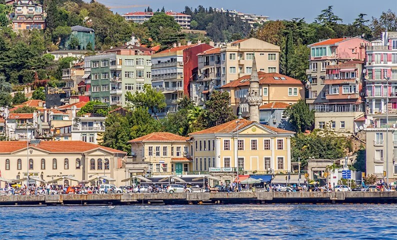 Arnavutkoy in Istanbul: Reasons to Visit and What to Do