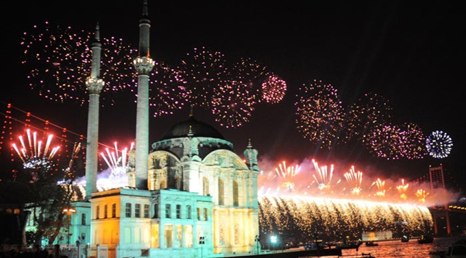 在伊斯坦布尔的新年前夜留下难忘的回忆