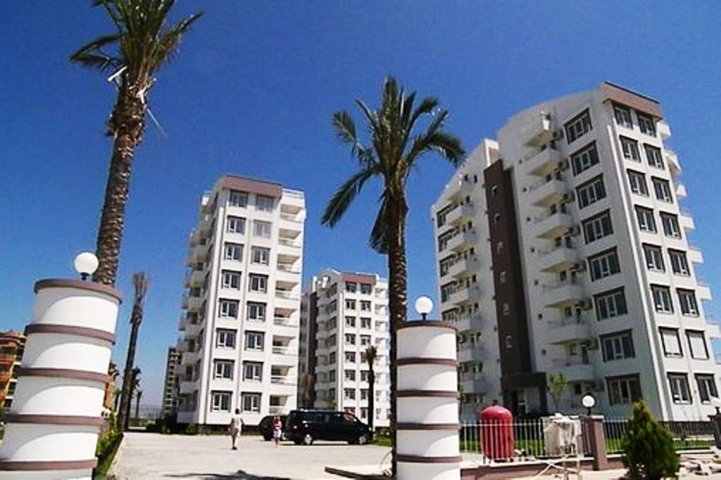 Lara Beach apartments