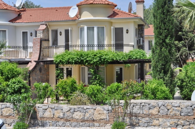 Modern bargain Ovacik villa