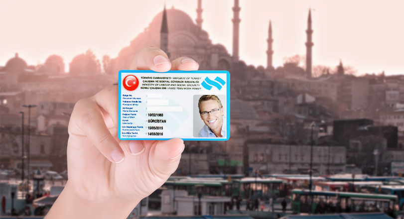 بطاقة التركواز: كيف تحصل على الإقامة الدائمة والعمل في تركيا؟