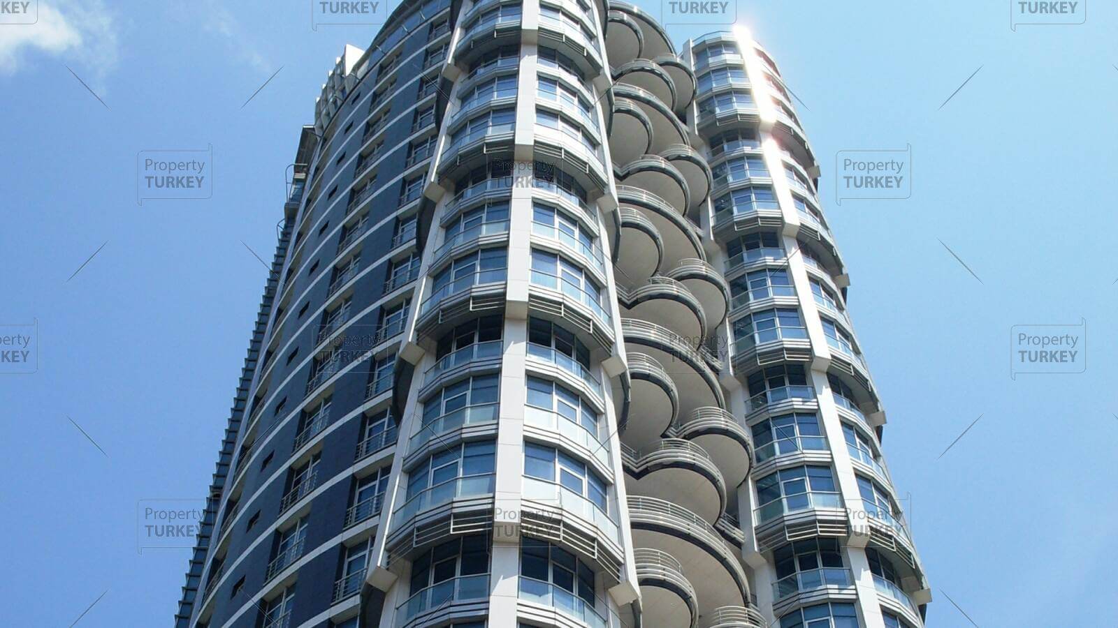 Below market value high end apartment in central Istanbul