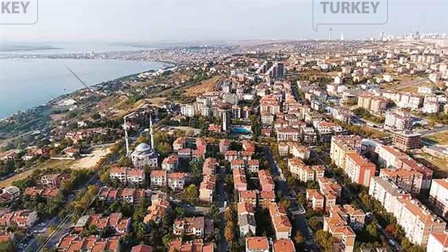 Large plot of land for residential estate in Beylikduzu