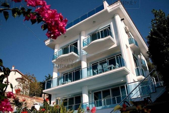 Seafront villa for sale on peaceful Sovalye Island