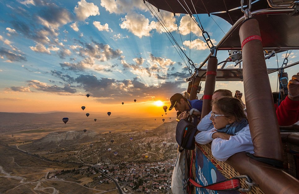 Monetair Frank Worthley voorkomen Hot air ballooning in Cappadocia- Property Turkey