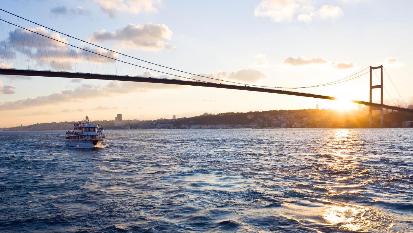 博斯普鲁斯大桥，土耳其