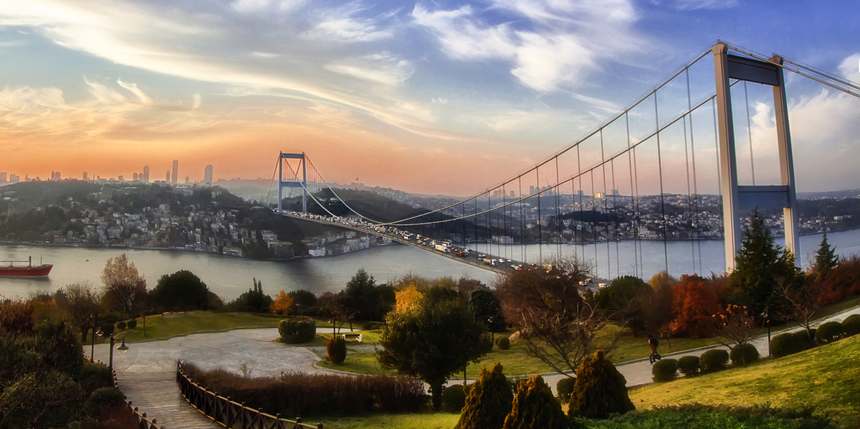 伊斯坦布尔FSM大桥