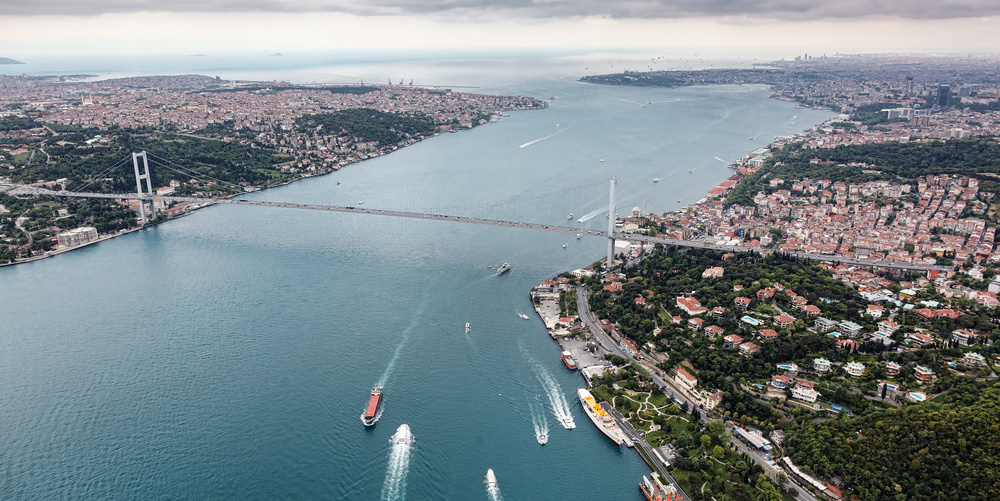 Istanbul waterway