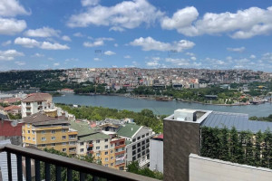 Mixed-use Golden Horn view Istanbul apartments